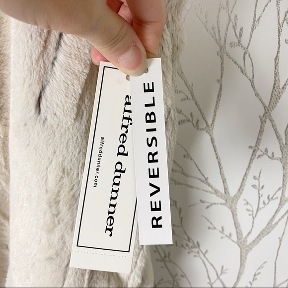 ALFRED DUNNER Reversible Faux Fur First Frost Vest NWT 14 Soft Warm - Picture 15 of 16